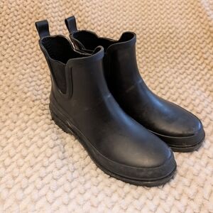 Time and Tru Women's Size 6 Black Ankle Rubber Rain Muck Boots